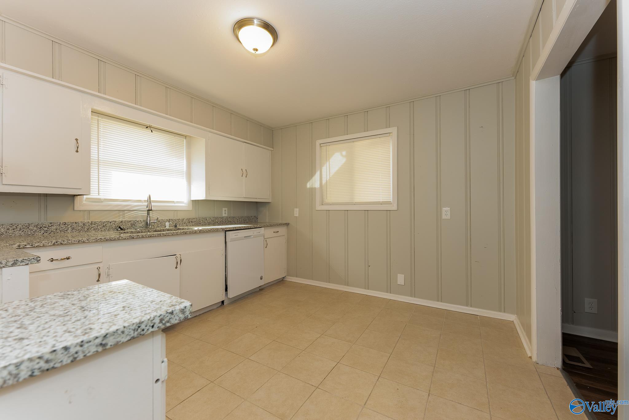5007 Powell Drive, Huntsville, Alabama image 8
