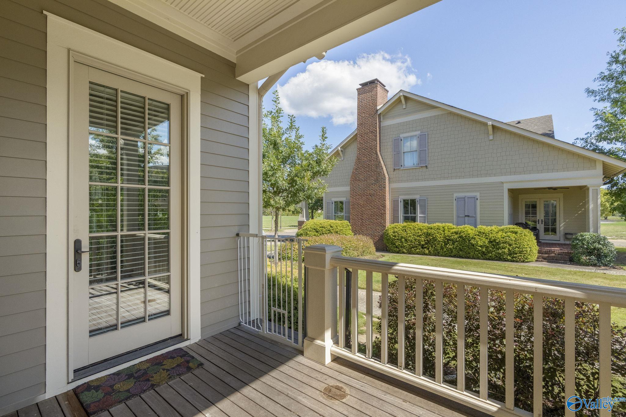 Huntsville, Alabama 35802, United States, 4 Bedrooms Bedrooms, ,3 BathroomsBathrooms,Residential,Active,222372