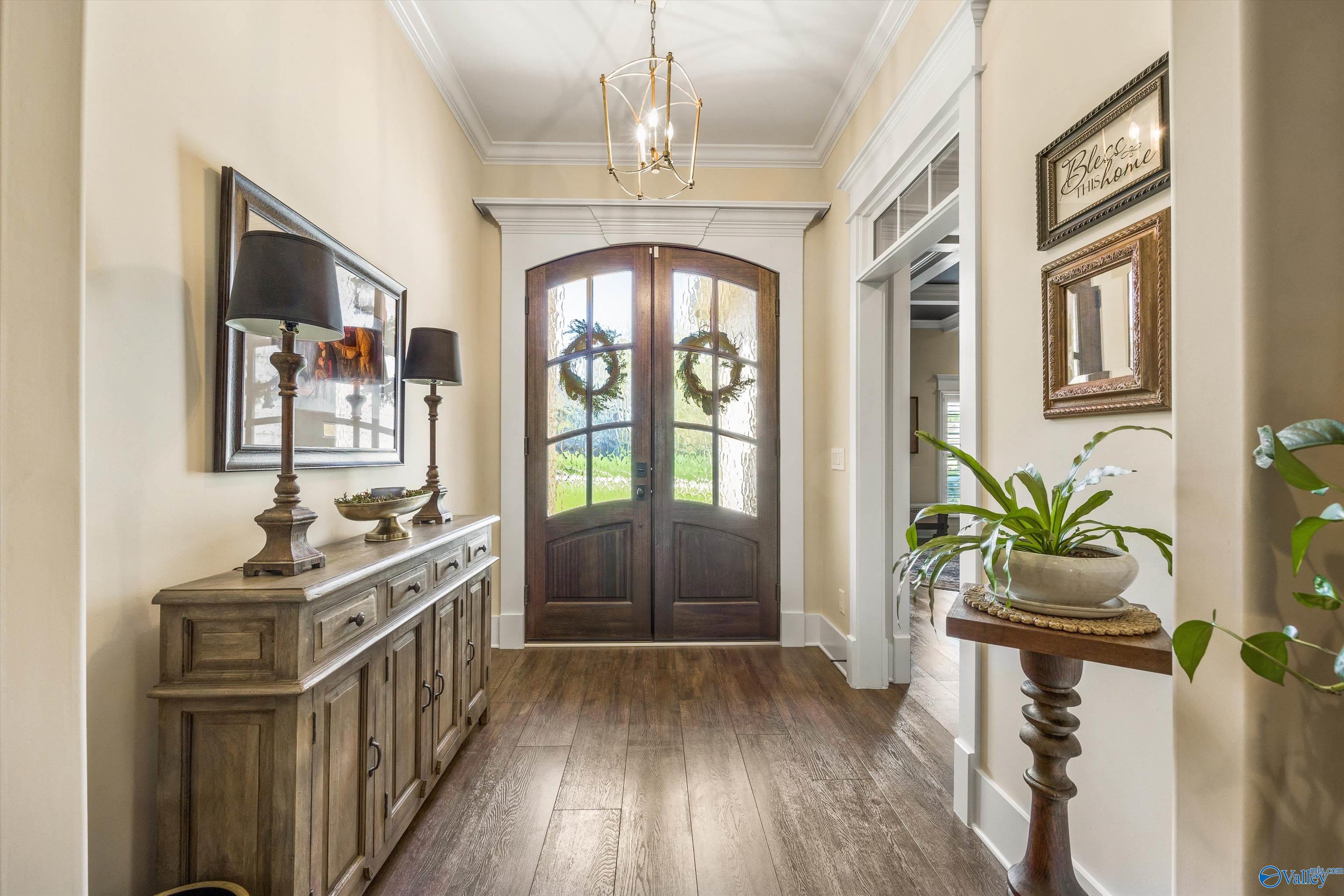 21 Ridge Bluff Circle SE