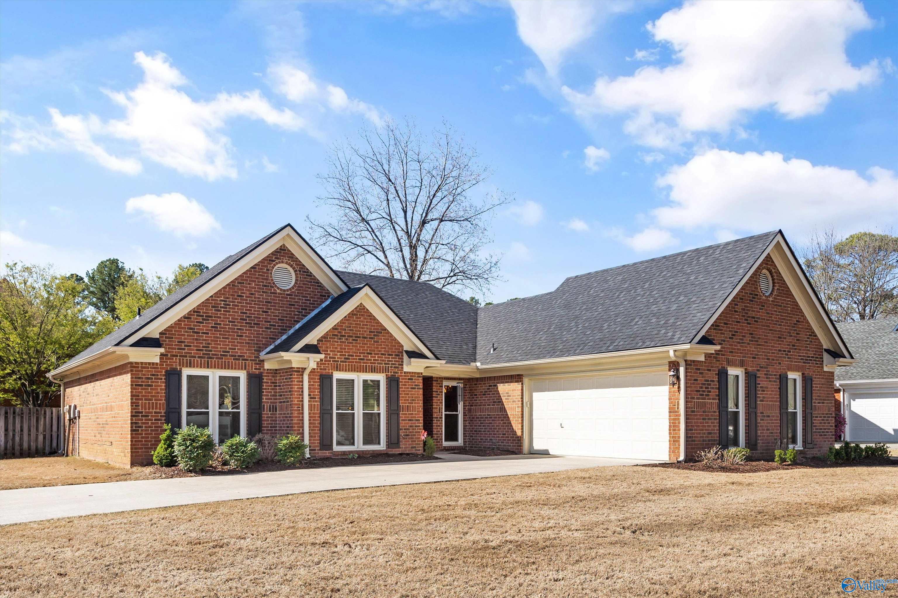 13010 Huntcliff Road, Huntsville, Alabama image 2