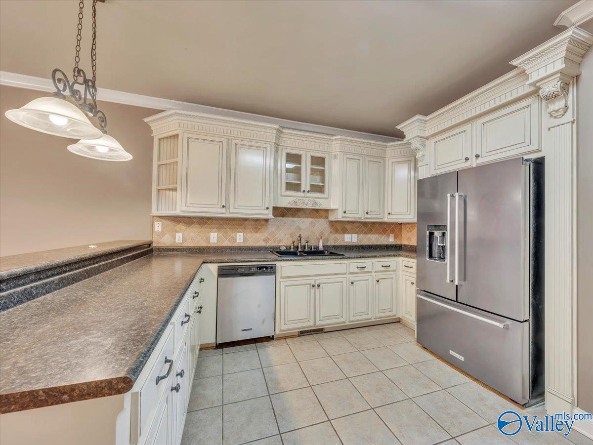 1684 Squire Run, Athens, Alabama image 15