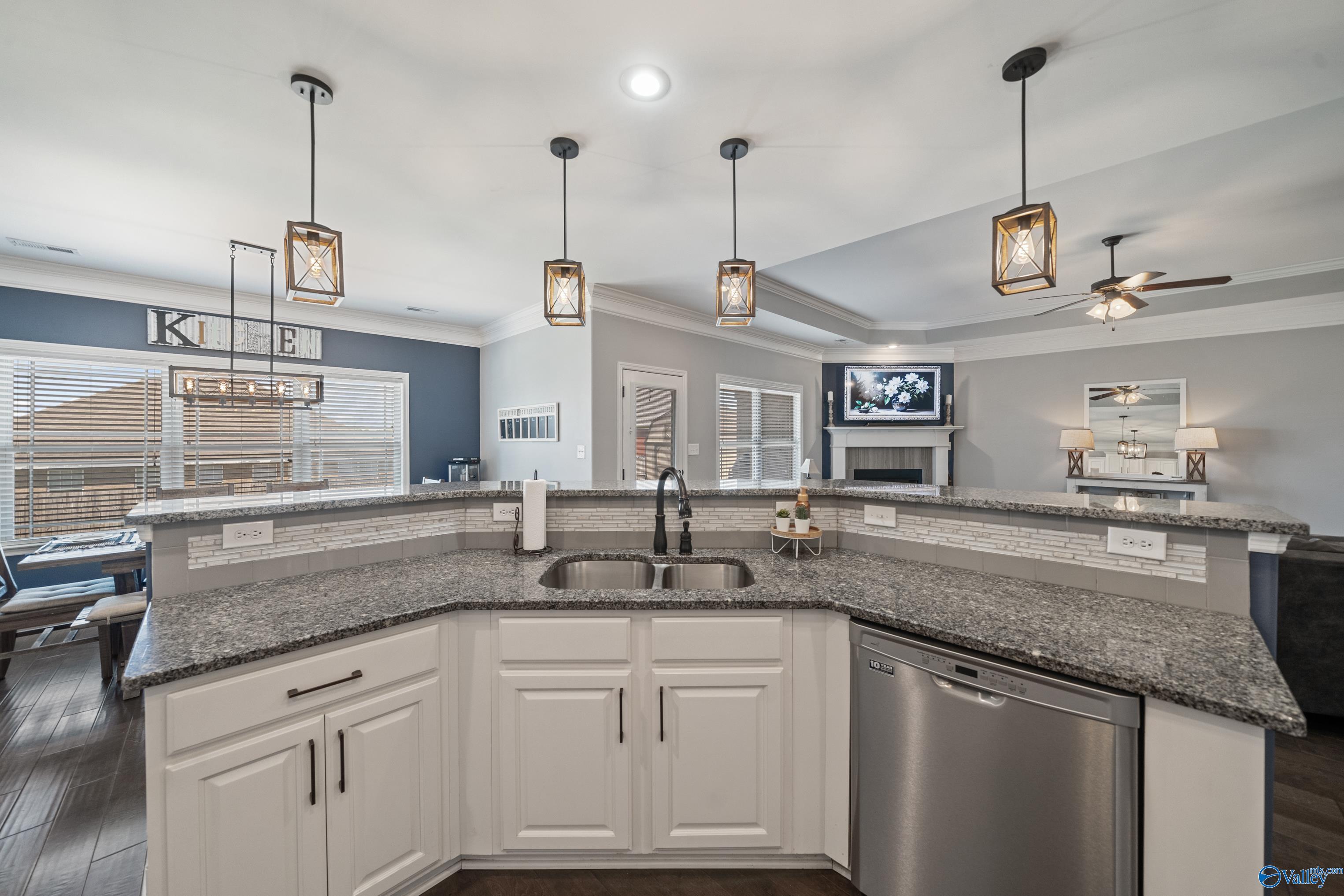218 Southern Wind Drive, New Market, Alabama image 14