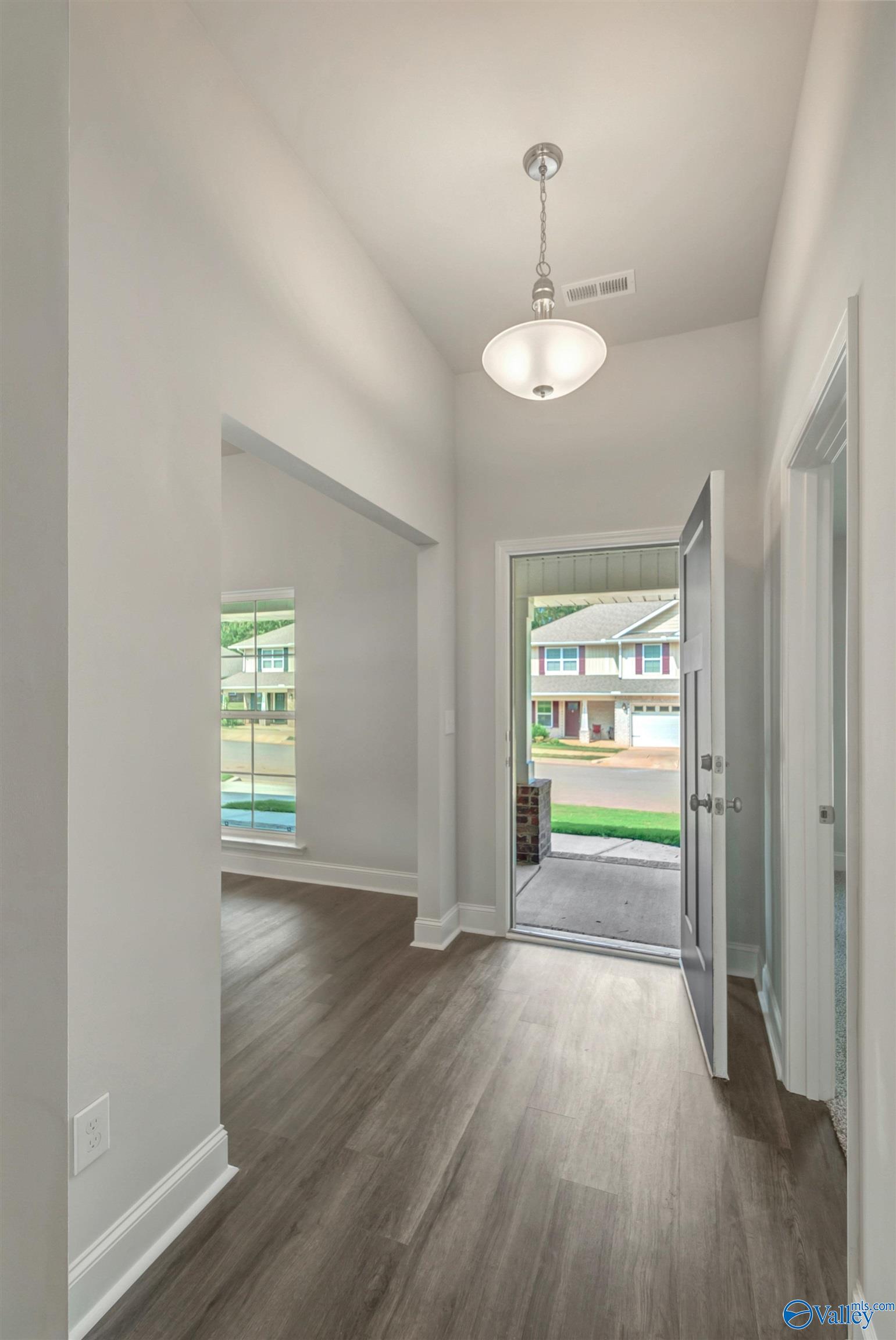 319 Carnation Avenue