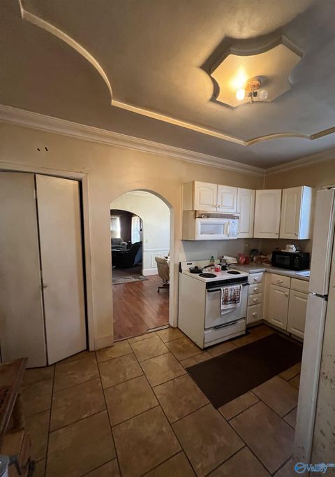 Homes For Sale - 309 Cullman Road<br/> Arab, AL 35016