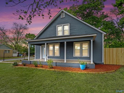 Homes For Sale - 201 Day Street<br/> Hartselle, AL 35640