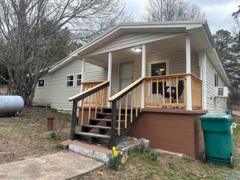 Photo of 4015 Scenic Hwy, Gadsden, AL 35901 (MLS # 21911067)