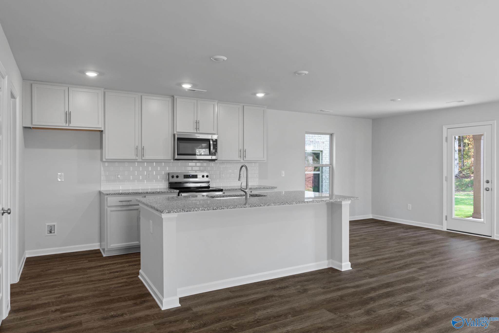 27982 Chalmers Circle, Harvest, Alabama image 3