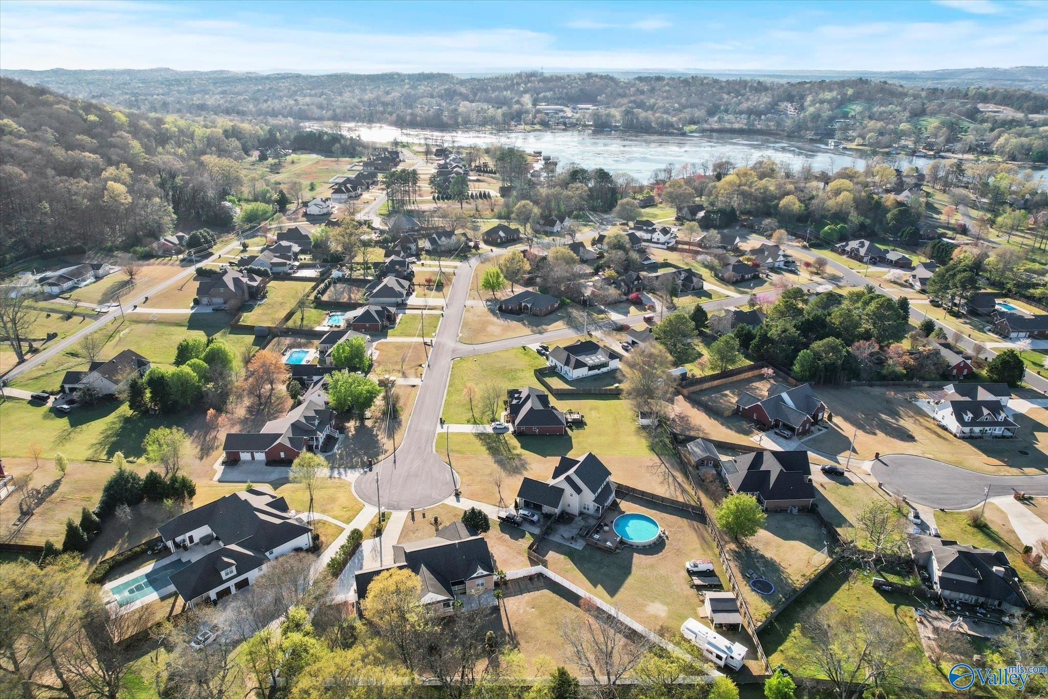 230 Azalea Circle, Guntersville, Alabama image 34