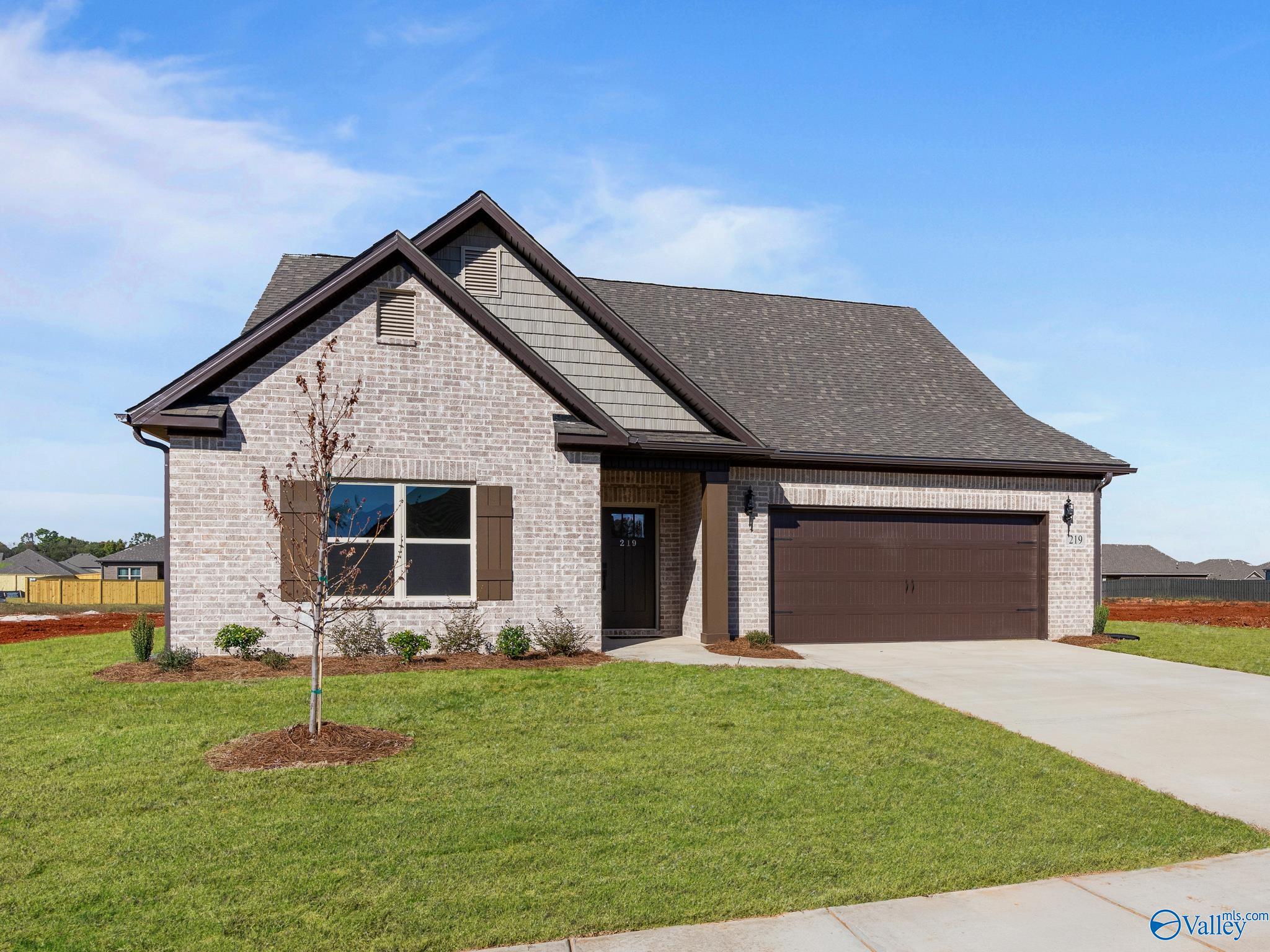 428 Ledgeway Drive, Harvest, Alabama image 1