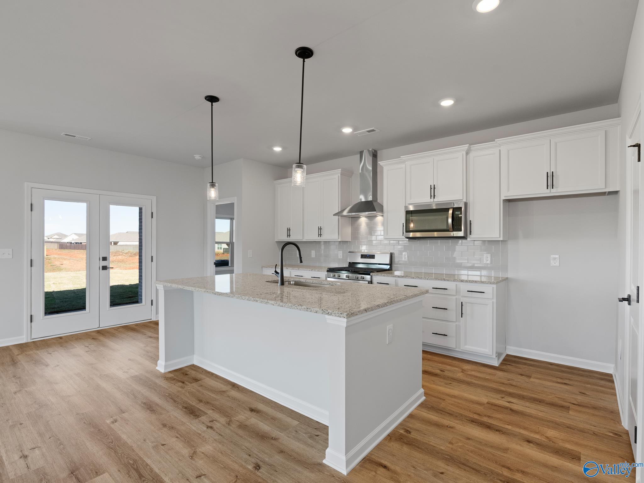428 Ledgeway Drive, Harvest, Alabama image 4
