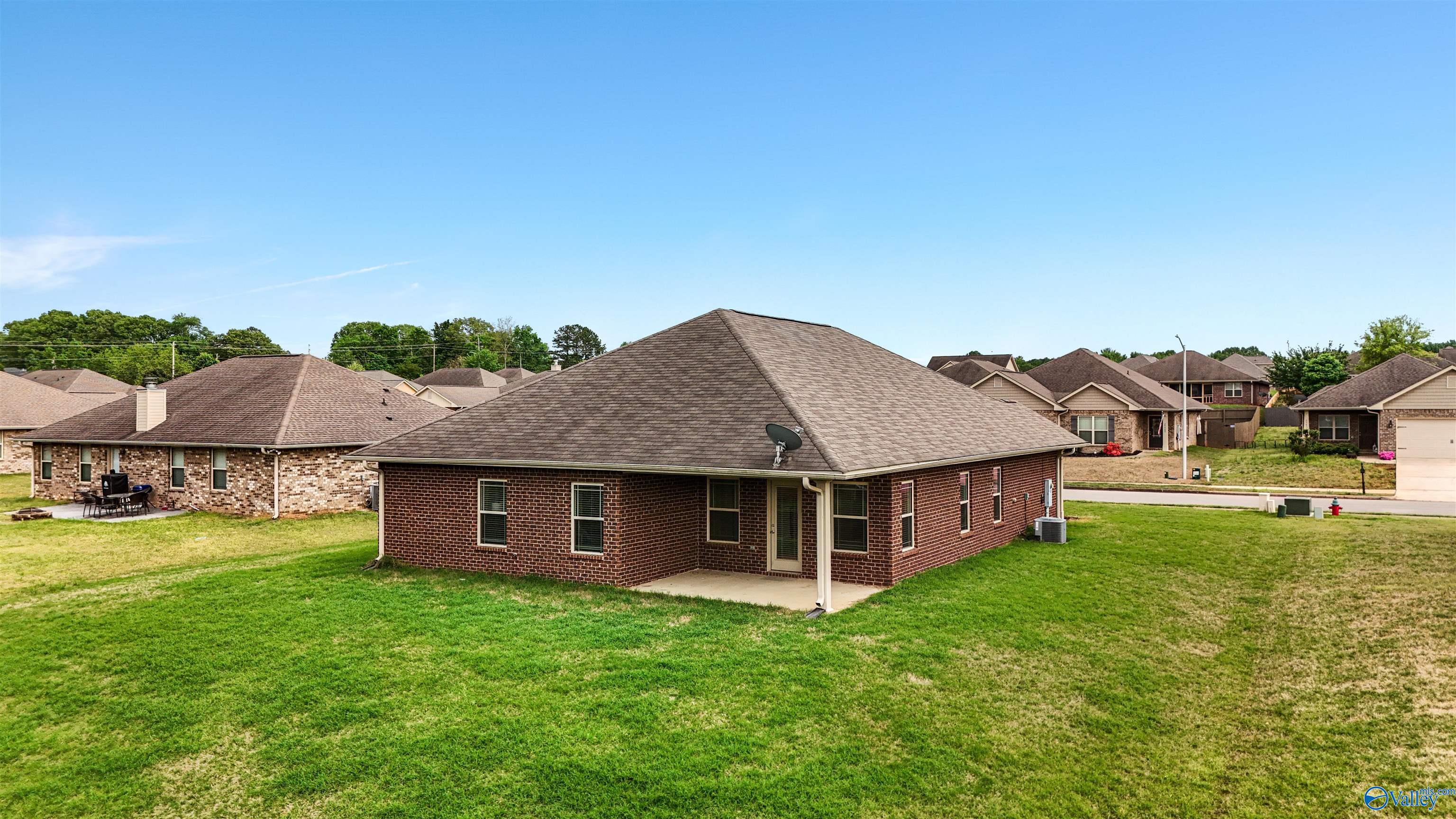 29905 Shadow Run Drive, Harvest, Alabama image 26
