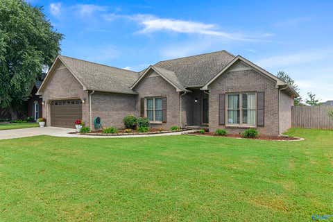 Homes For Sale - 2908 SW Ashville Drive<br/> Decatur, AL 35603