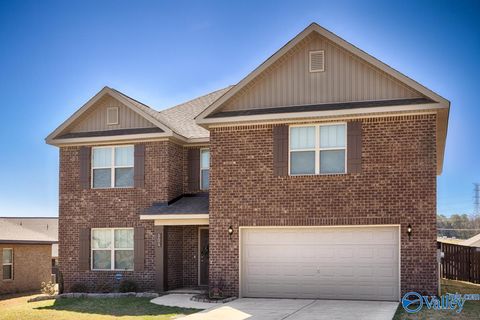 Photo of 104 Umbra Circle, Huntsville, AL 35811 (MLS # 21912334)