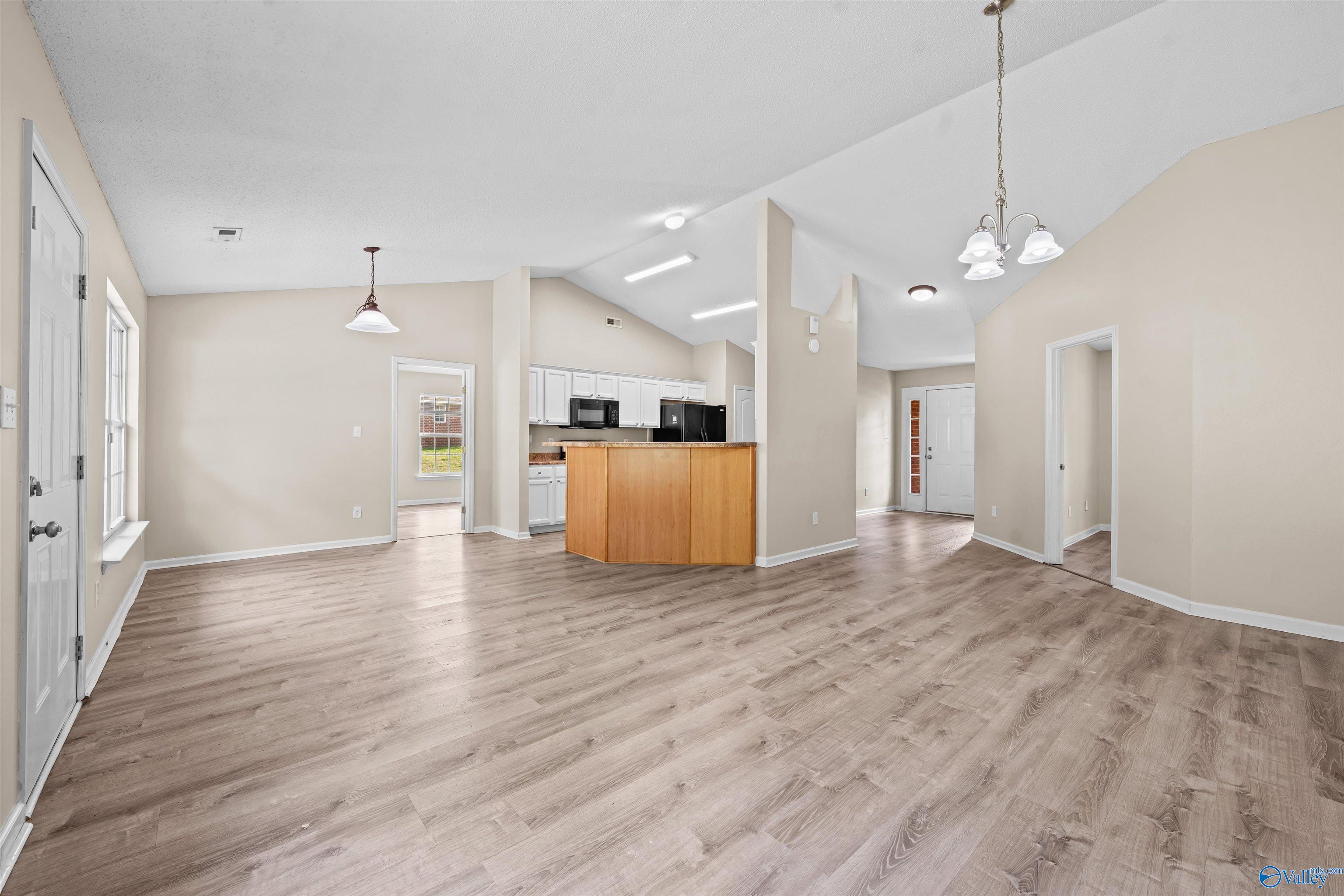 103 Harvest Glen Lane