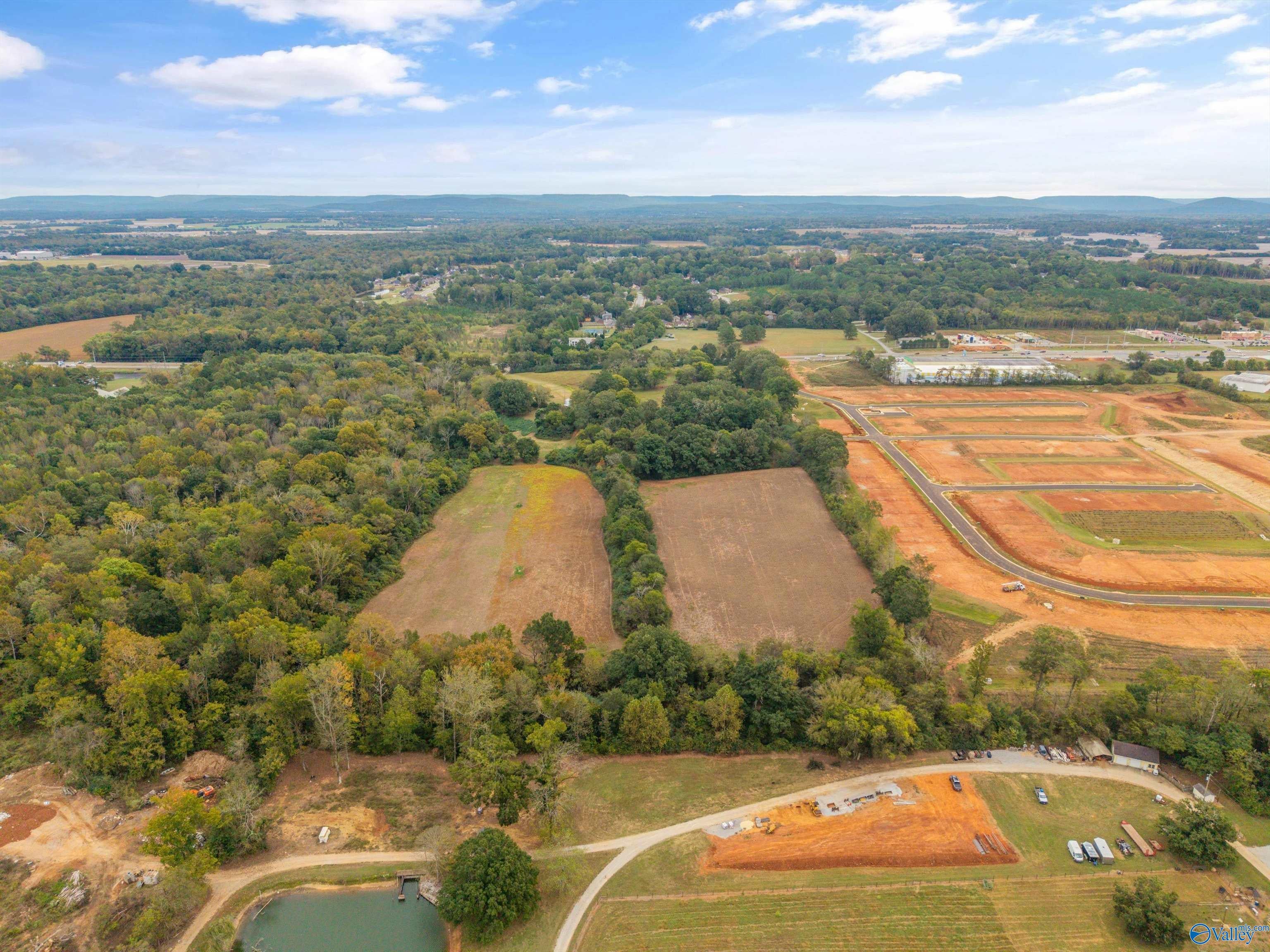 36 Highway 231/431 N