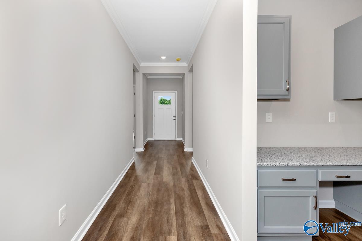 304 Merrydale Drive, Huntsville, Alabama image 3
