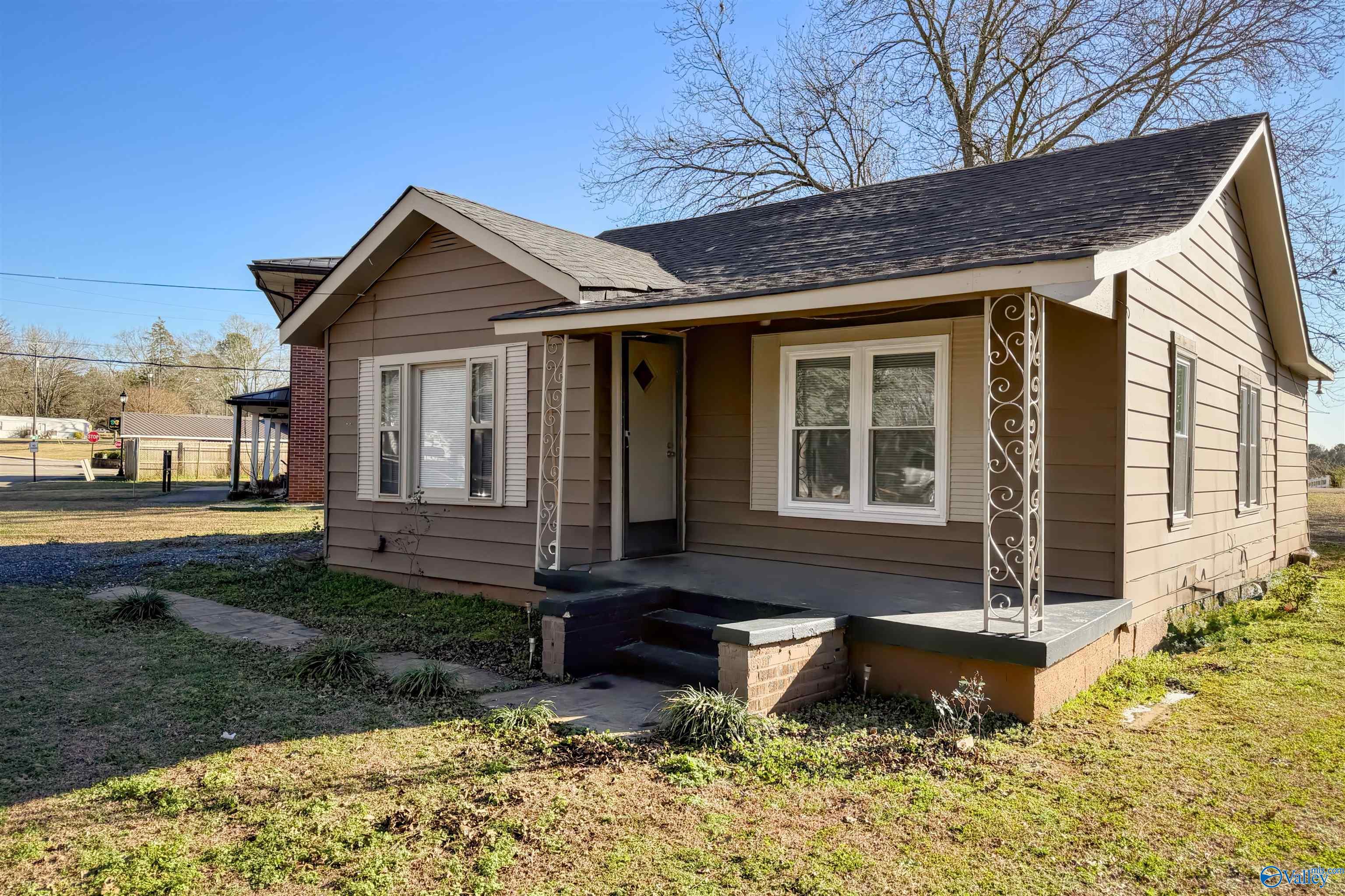 412 Sommerville Avenue