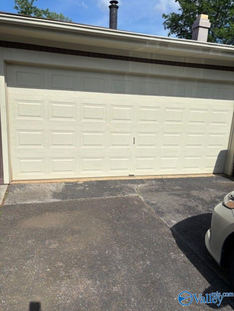 206 Springvale Circle, Madison, Alabama image 3