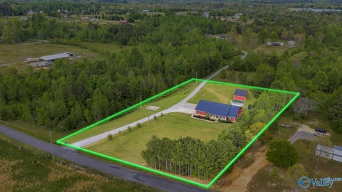Homes For Sale - 1980 County Road 515<br/> Rainsville, AL 35986