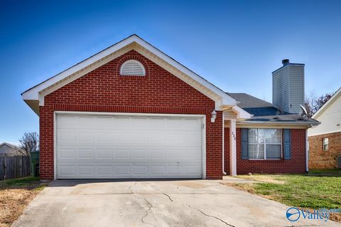 Photo of 138 Bremerton Drive, Huntsville, AL 35824 (MLS # 21917236)
