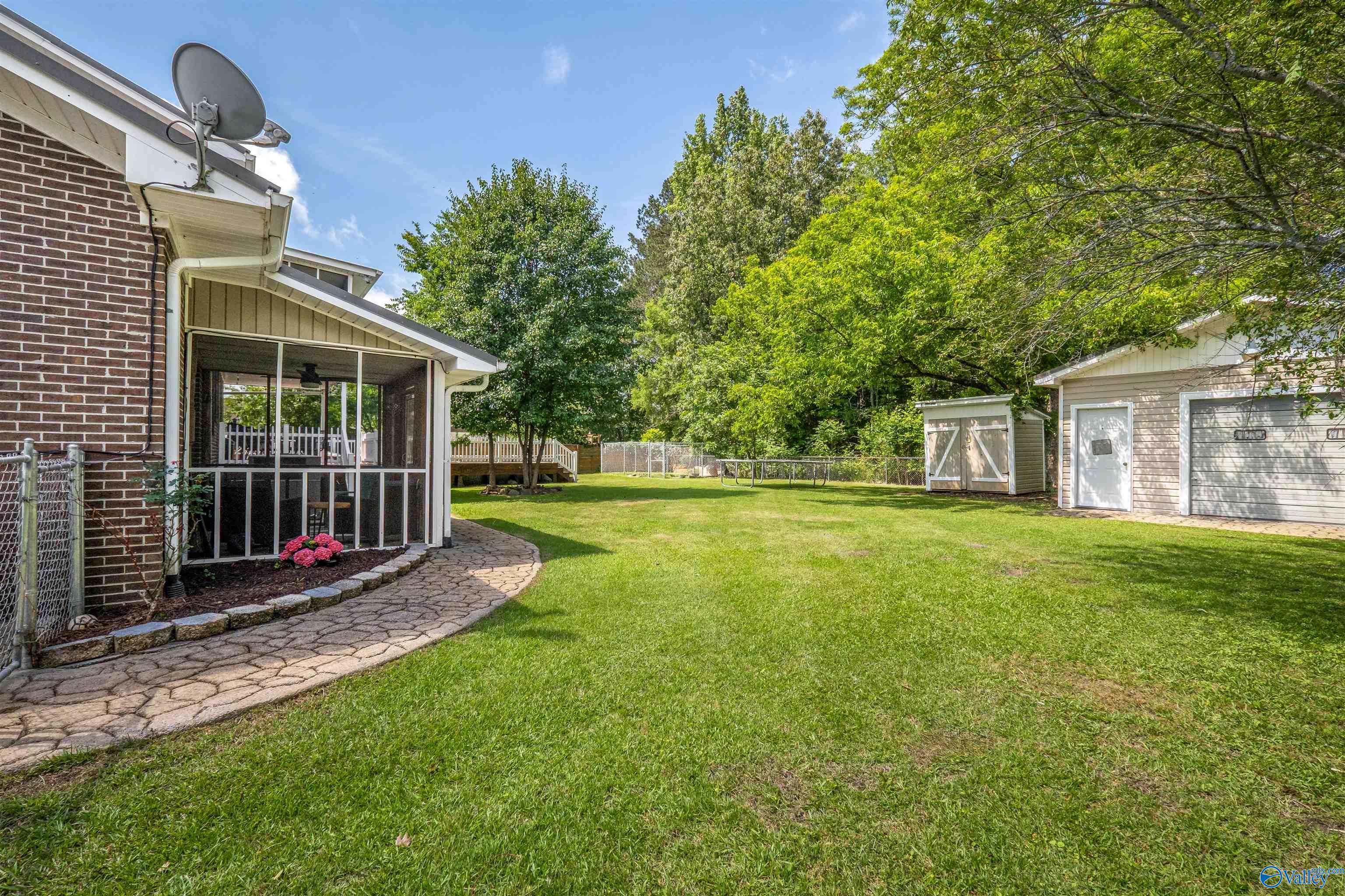 1417 Cove Creek Drive, Gadsden, Alabama image 16