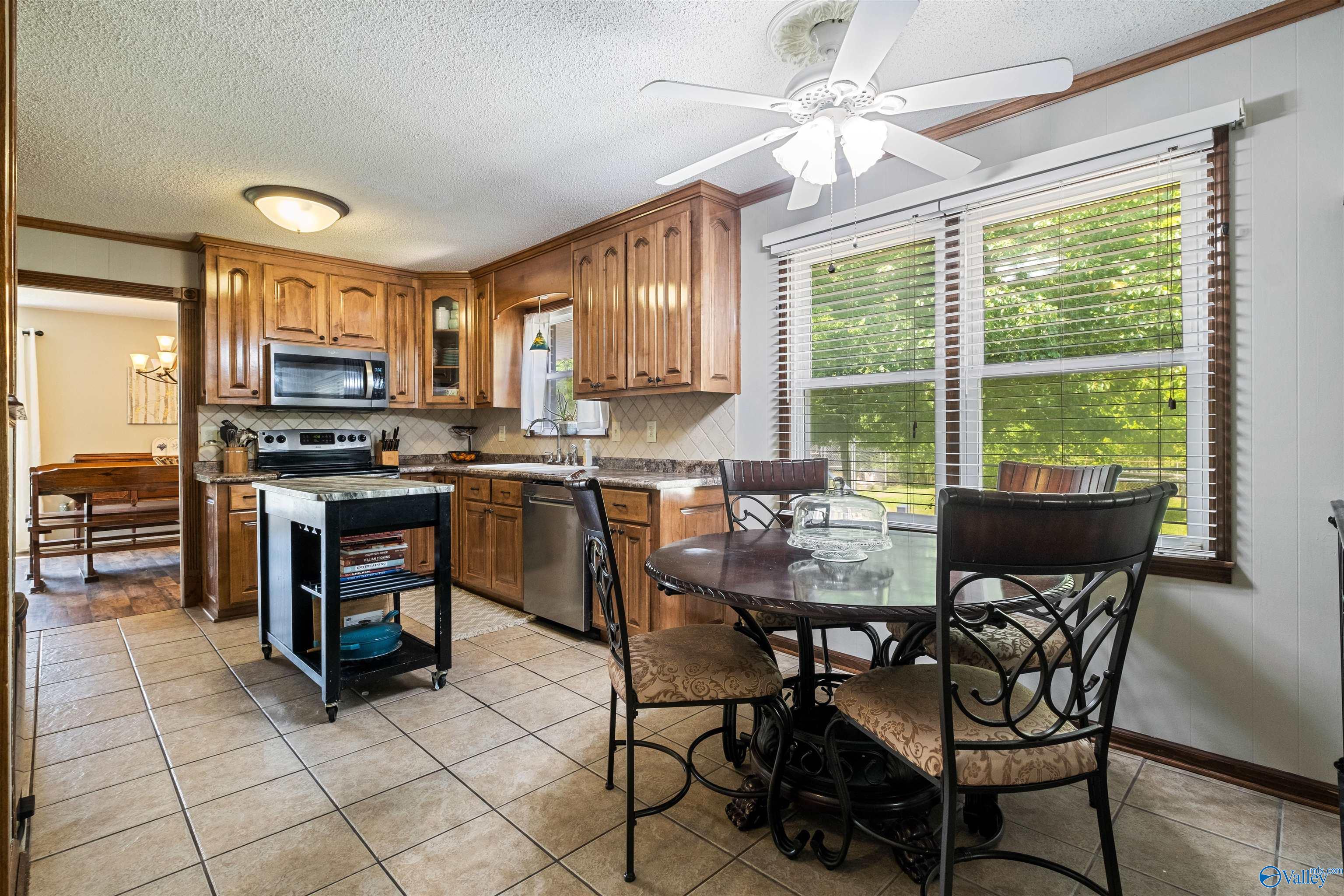 1417 Cove Creek Drive, Gadsden, Alabama image 27