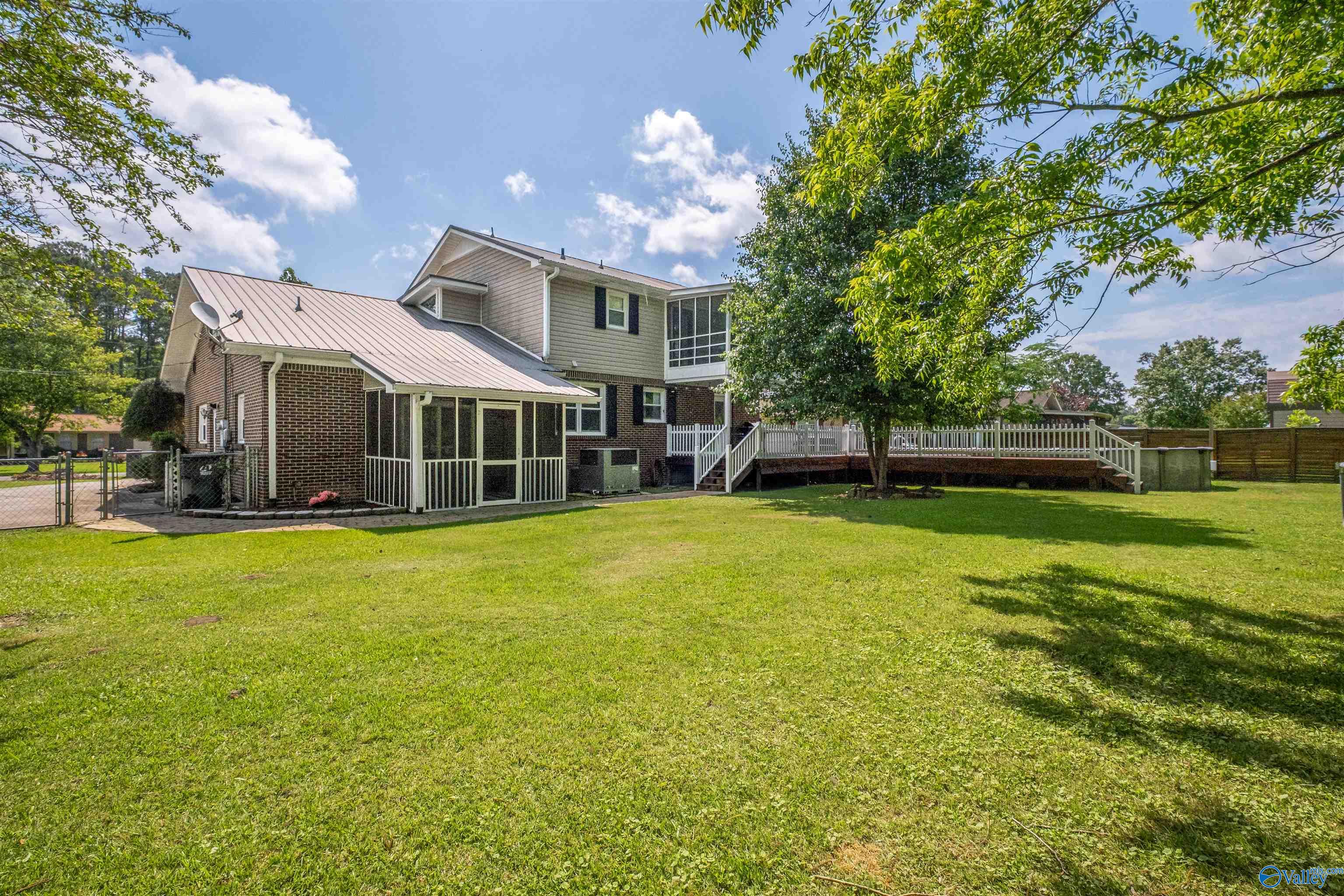 1417 Cove Creek Drive, Gadsden, Alabama image 14