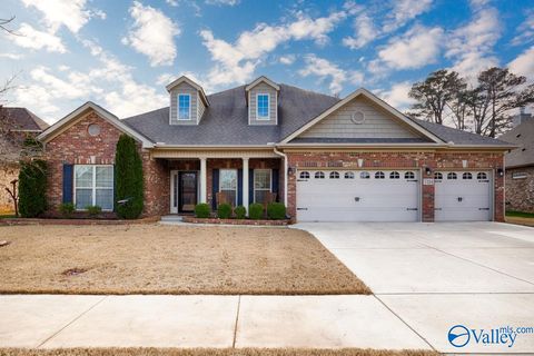 7214 Avonwood Lane Se SE Owens Cross Roads AL 35763