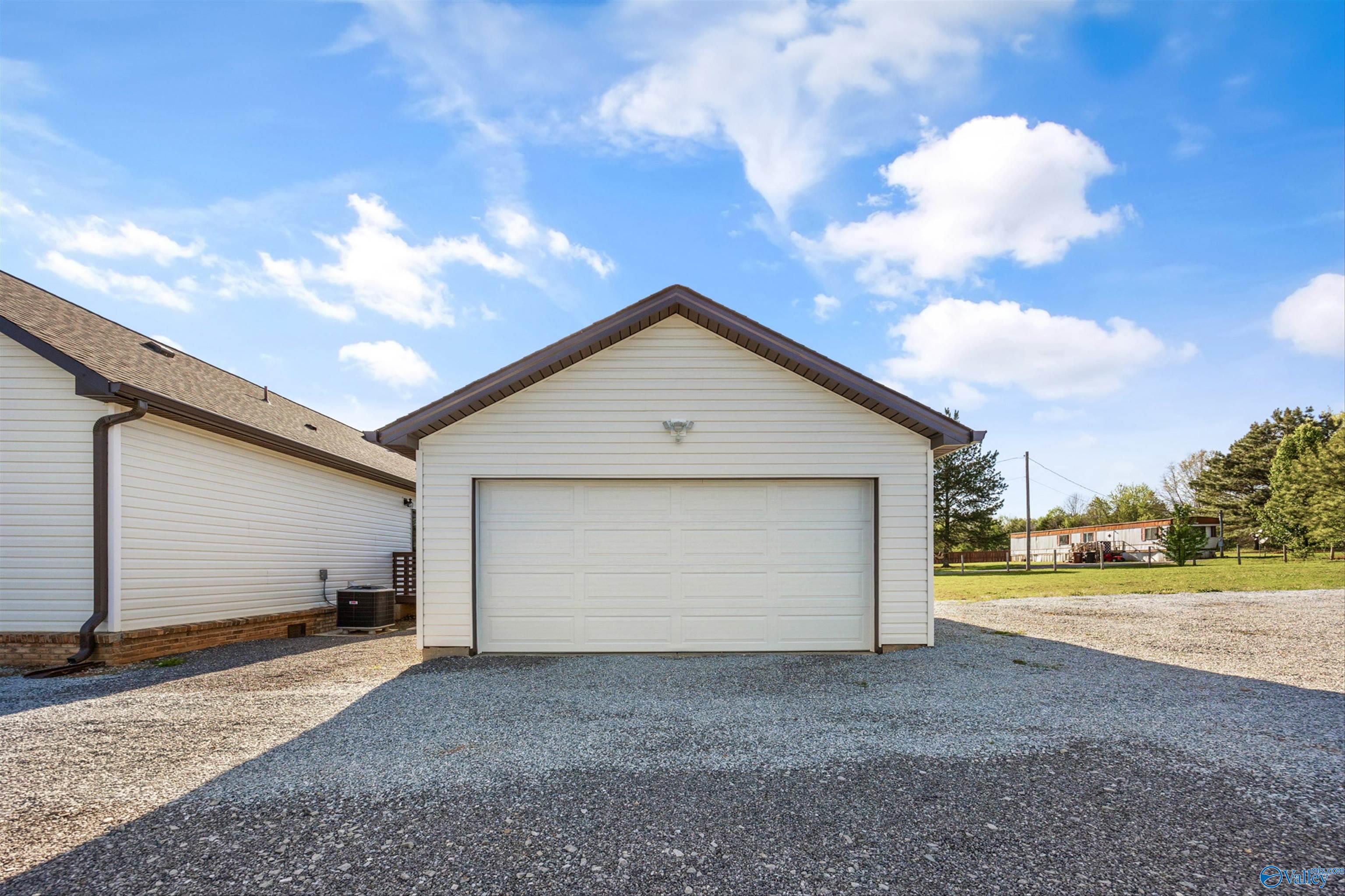 19909 Carey Road, Athens, Alabama image 20