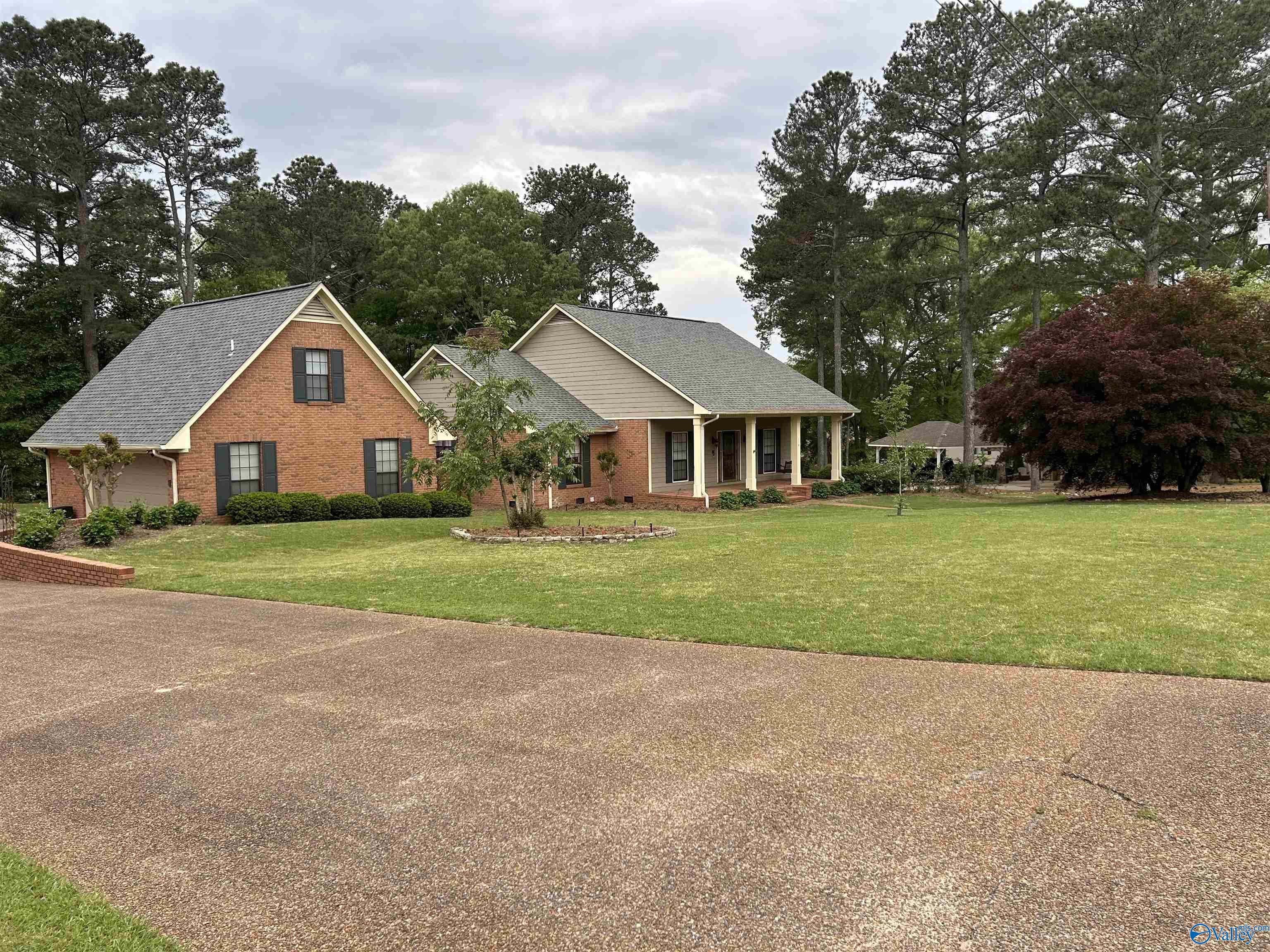 110 Cochran Lane, Albertville, Alabama image 2