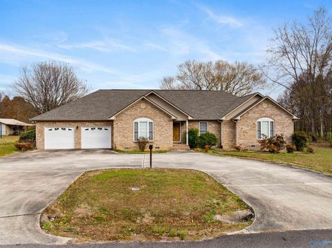 323 Fourth Ave Rainsville AL 35986