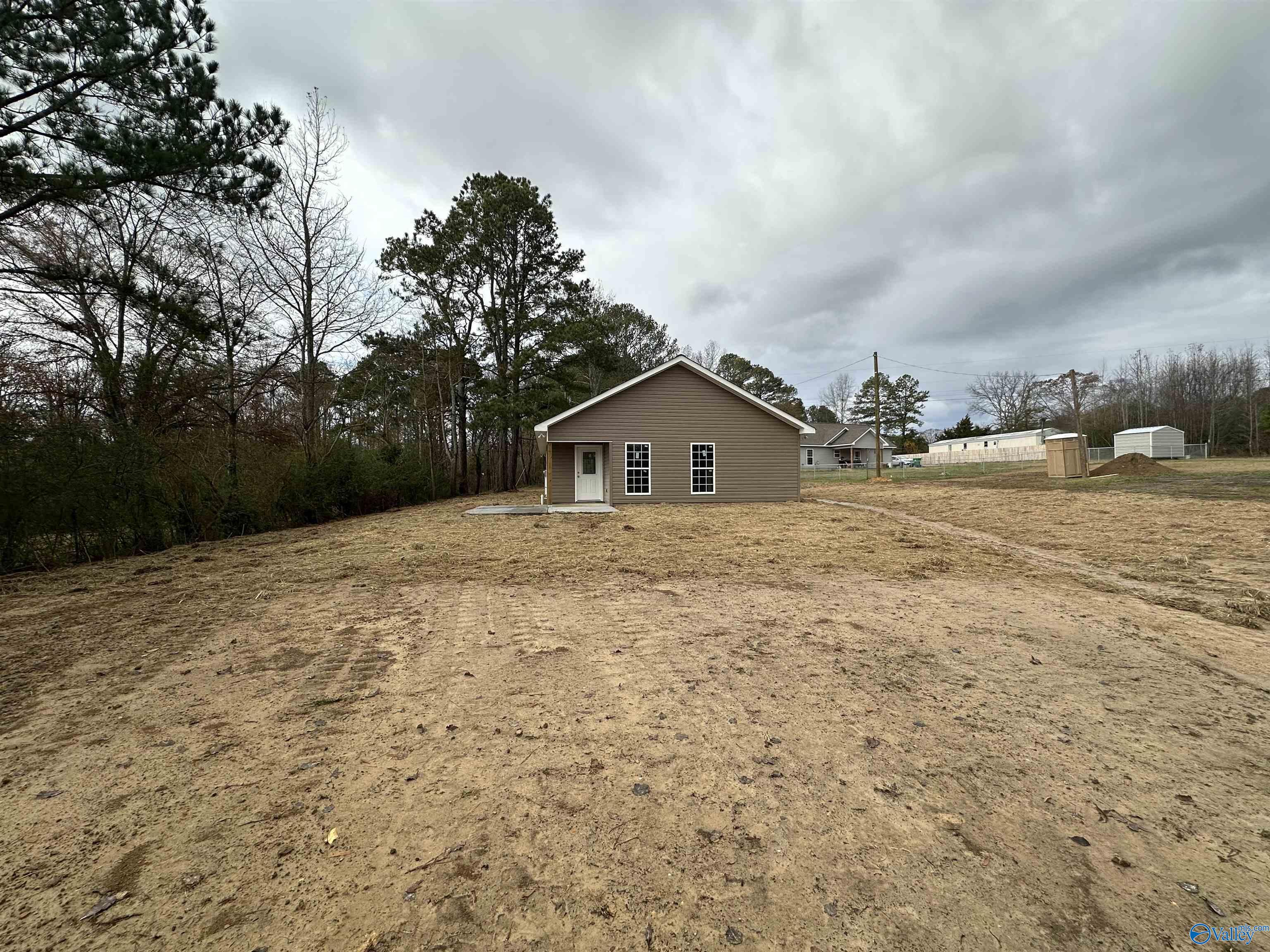 694 County Road 1447, Vinemont, Alabama image 32