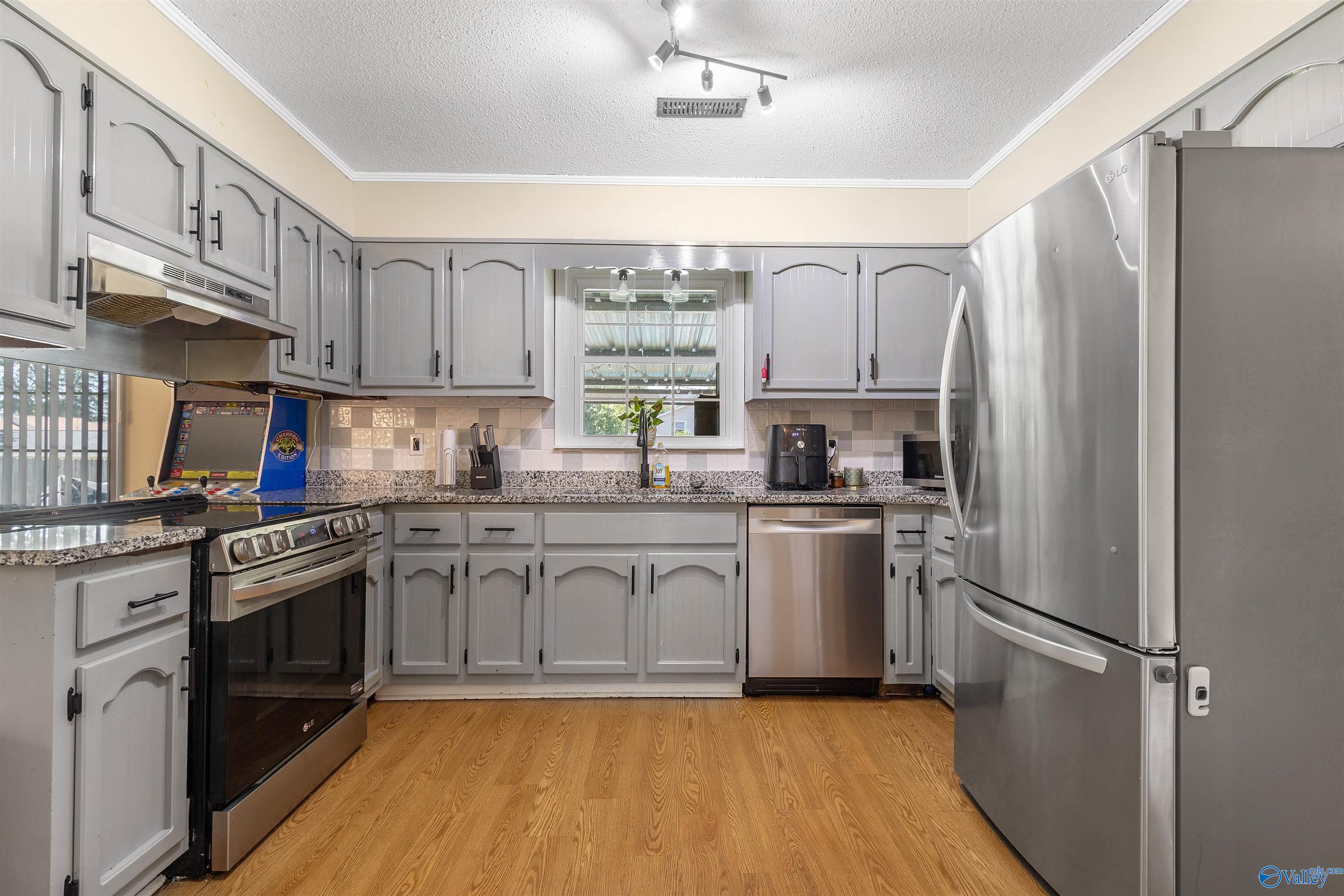 607 Mohawk Street, Hartselle, Alabama image 11