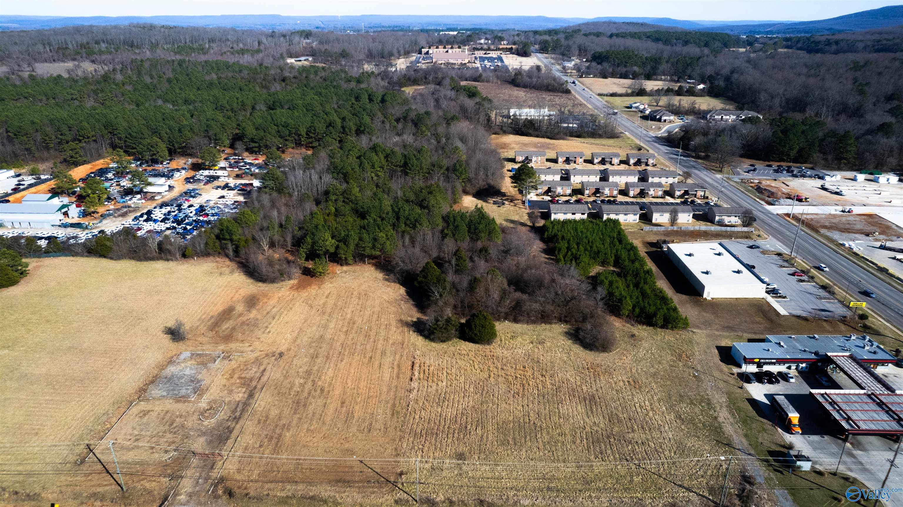 4936 Meridian Street