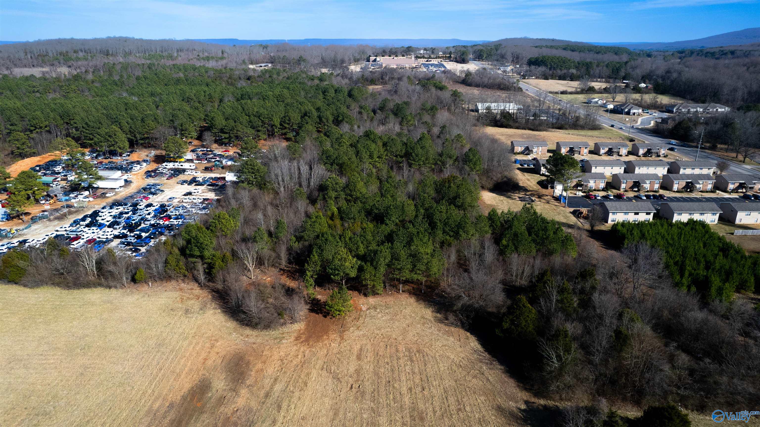 4936 Meridian Street