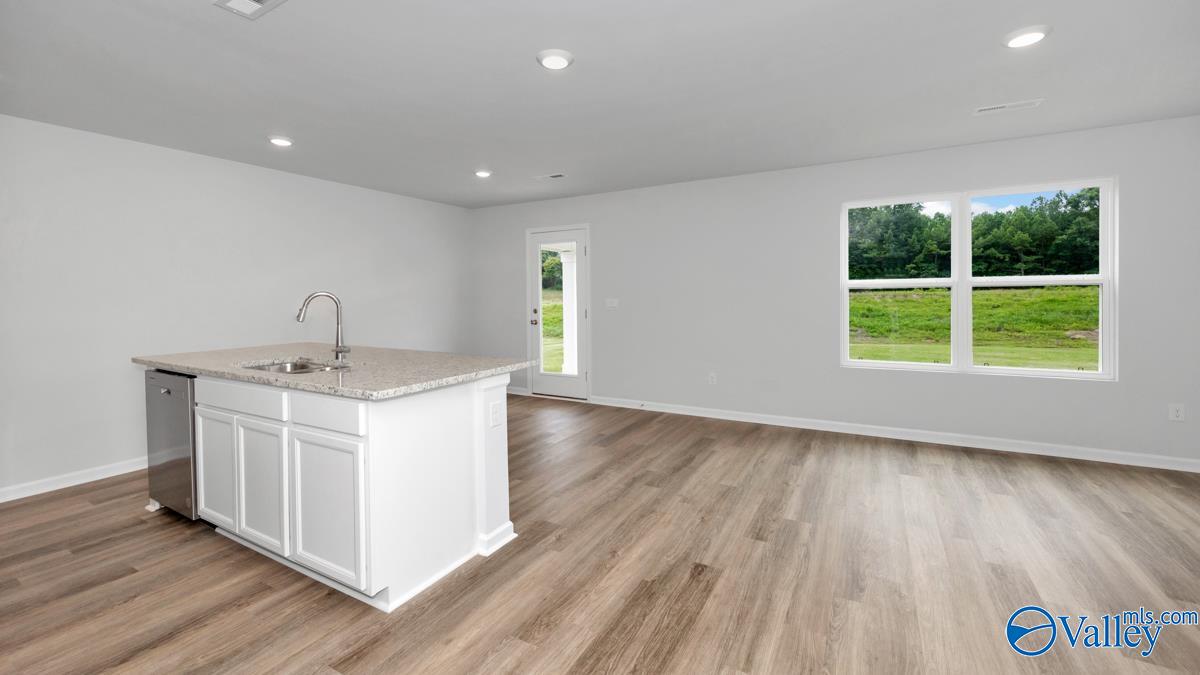 205 Trestle Point Drive, Harvest, Alabama image 11