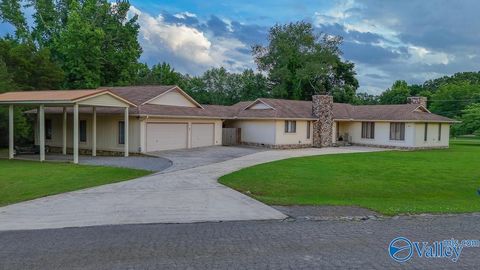 Photo of 115 Northwood Circle, Madison, AL 35749 (MLS # 21919393)