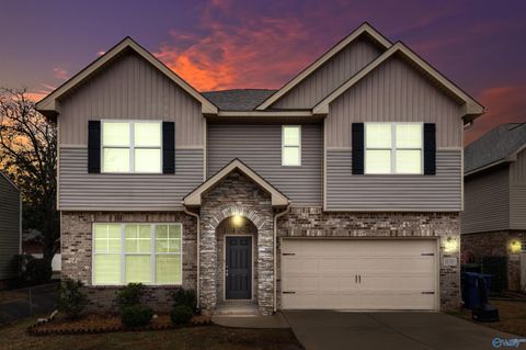 Photo of 10301 Drymen Street SW, Huntsville, AL 35803 (MLS # 21909846)