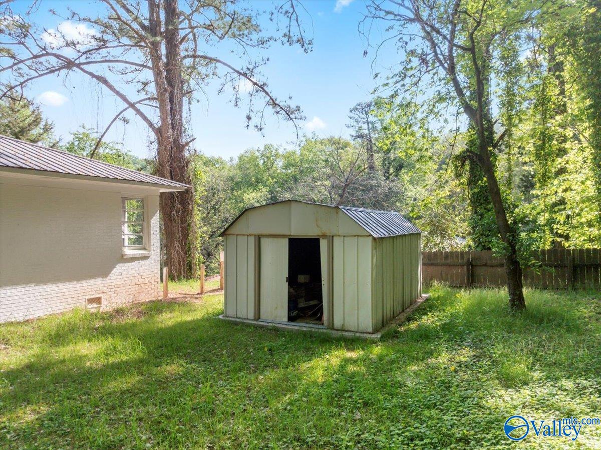 1417 Walls Street, Guntersville, Alabama image 7