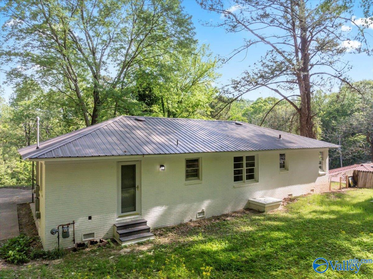 1417 Walls Street, Guntersville, Alabama image 4
