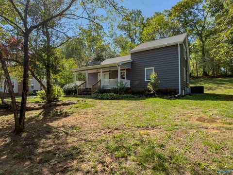 5601 Spring Creek Drive Guntersville AL 35976