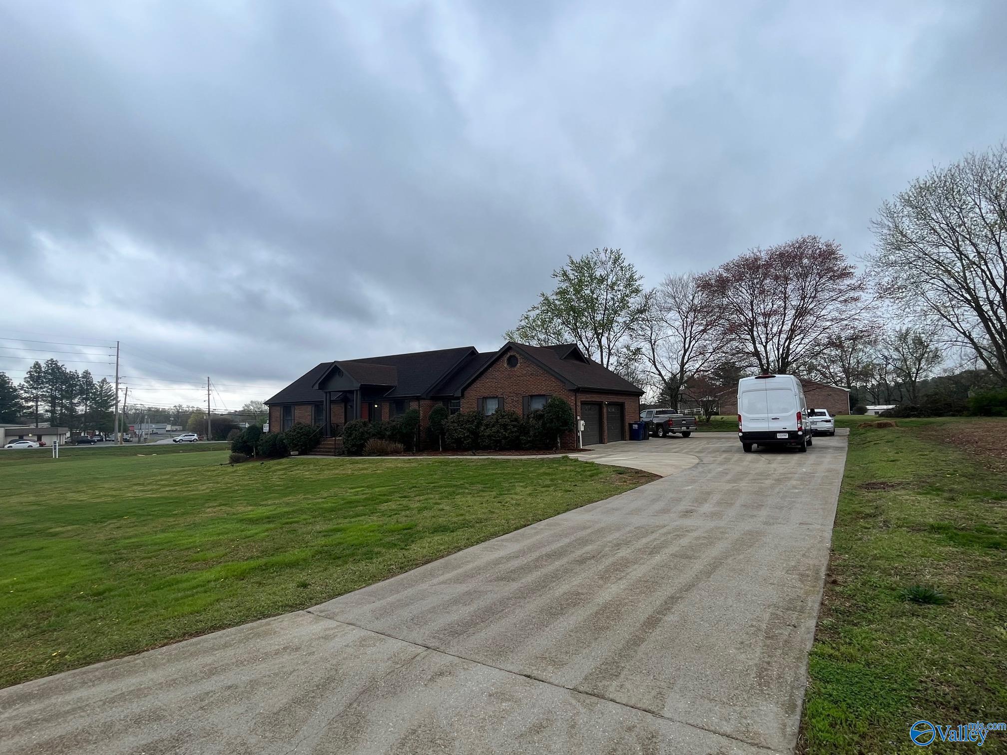 120 Roy Drive, Madison, Alabama image 4