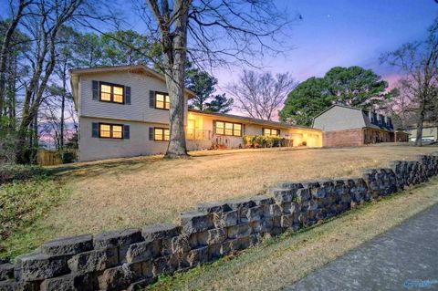 9206 Valley Lane Huntsville AL 35803