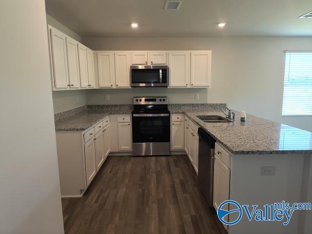 412 Kensington Lane, Rainbow City, Alabama image 12