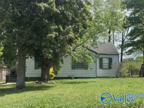 112 Ridgewood Avenue Fairfield AL 35064