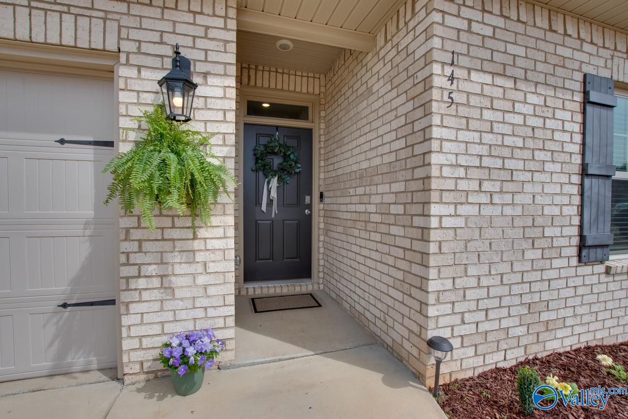 145 Branton Court, New Market, Alabama image 4