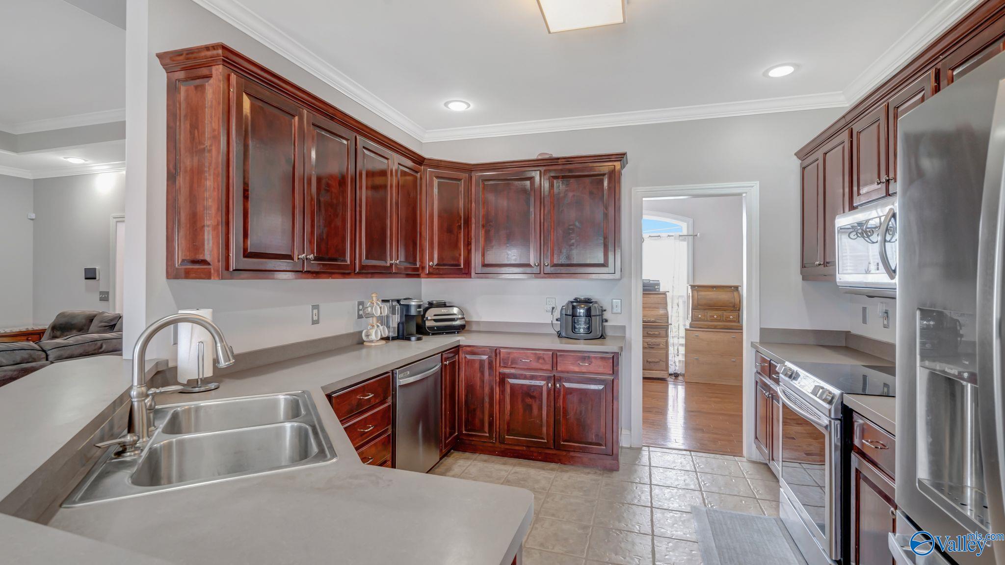 25 Braxton Court, Decatur, Alabama image 14
