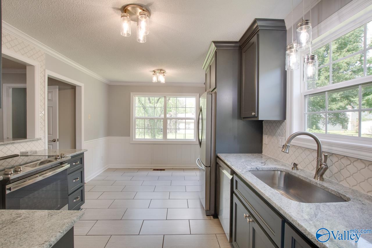1203 Aldridge Drive, Huntsville, Alabama image 8