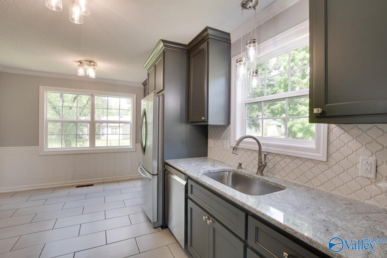 1203 Aldridge Drive, Huntsville, Alabama image 7