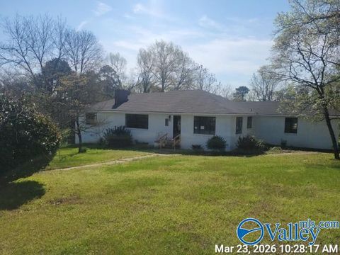 Homes For Sale - 2441 Scenic Drive<br/> Etowah County, Gadsden, AL 35904